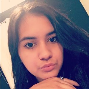 Meet your Posher, Ella